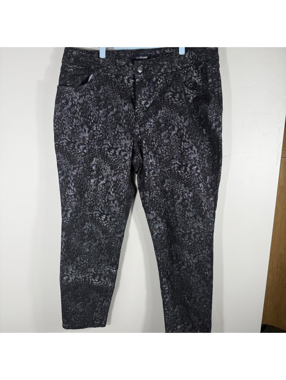 Lane Bryant Black Metallic Animal Print Skinny Jeans | 22